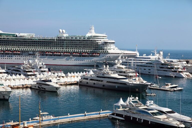 cruise-ship-yachts-monaco